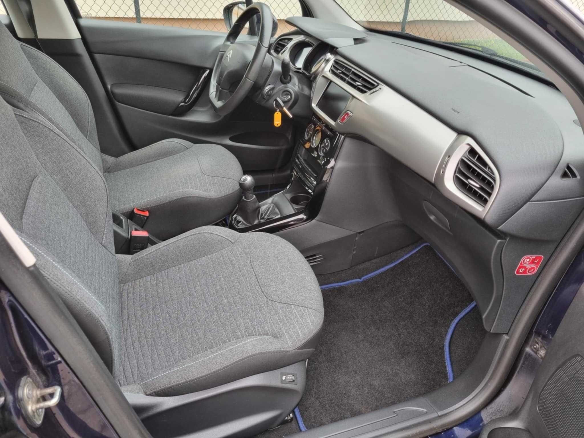 Citroen C3   1.2  Benzyna      2017r      92000 km   Climatronic