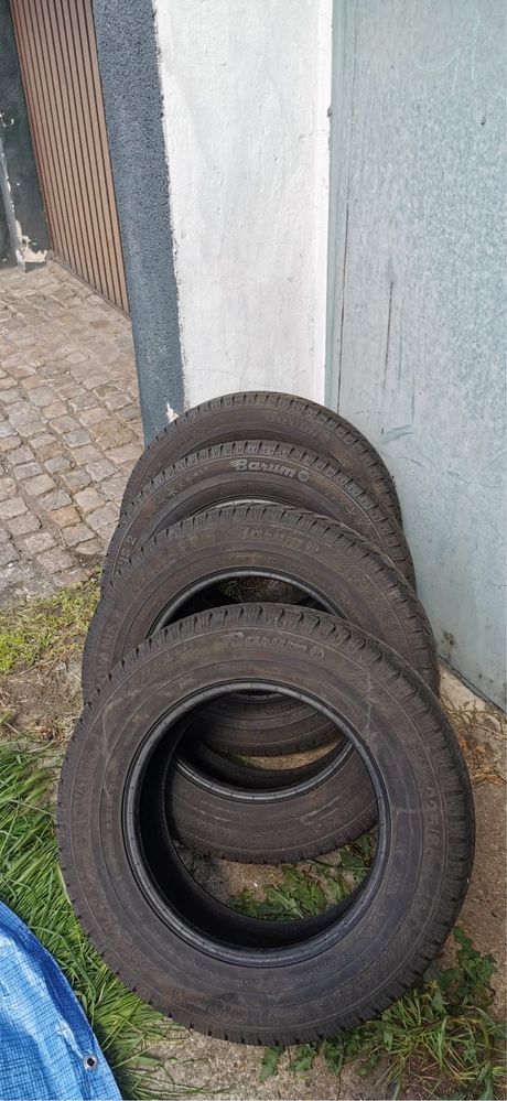 6 szt. Barum SnowVanis 2 225/65/16c