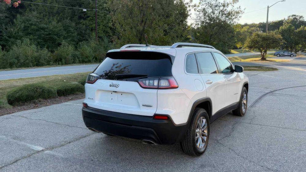 Jeep Cherokee Latitude Plus      2019