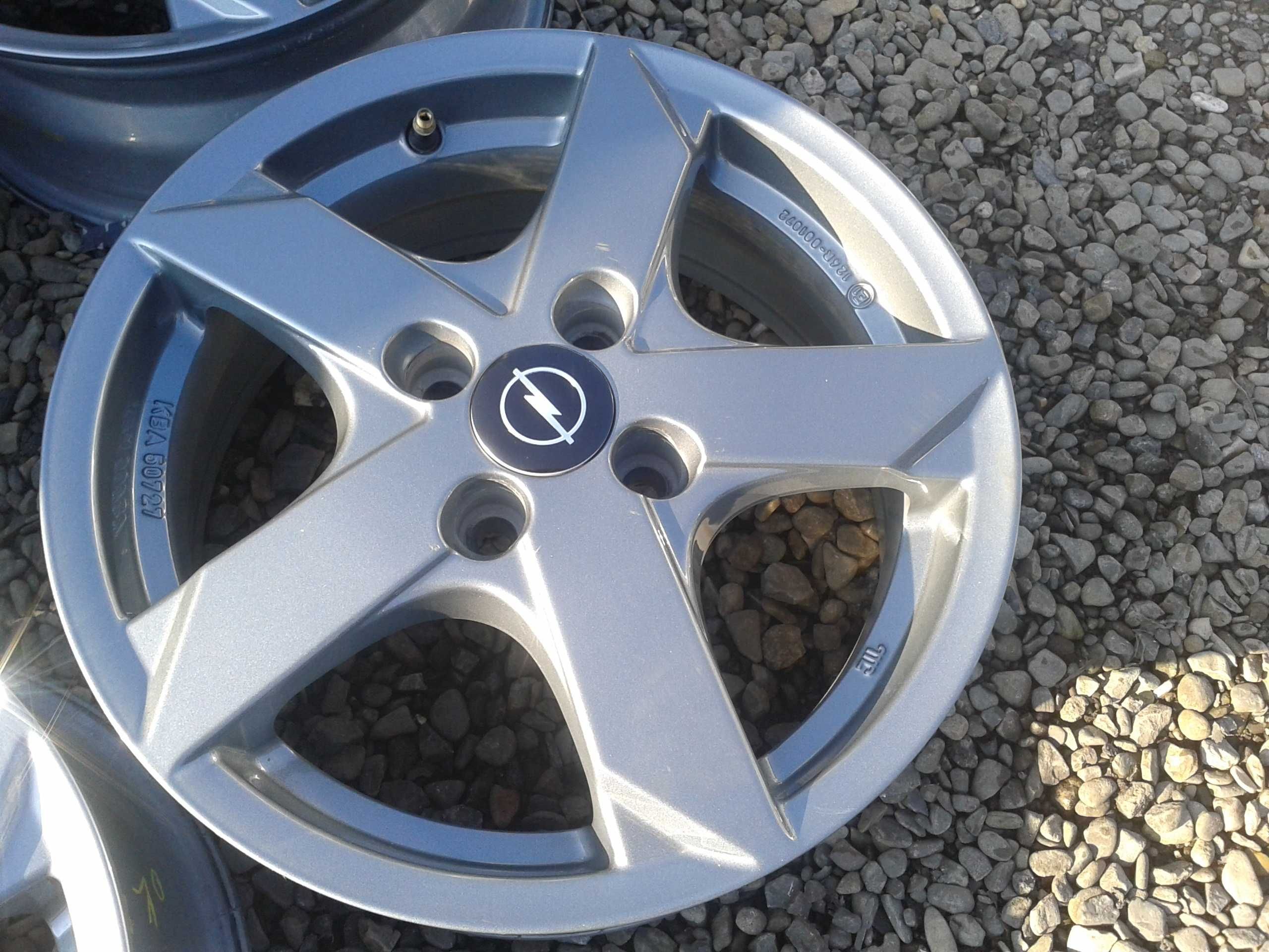 felgi r15 szare rial toyota yaris suzuki swift hyundai kia i20 rio i10