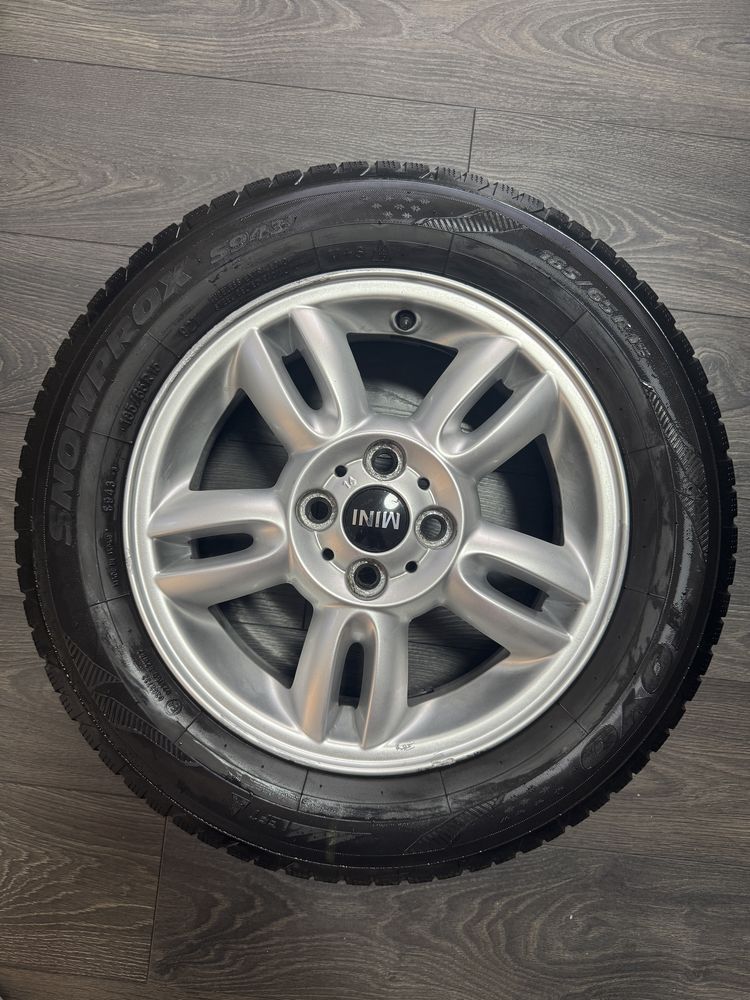диски з зимніми шинами r15 колеса на mini сoper r56