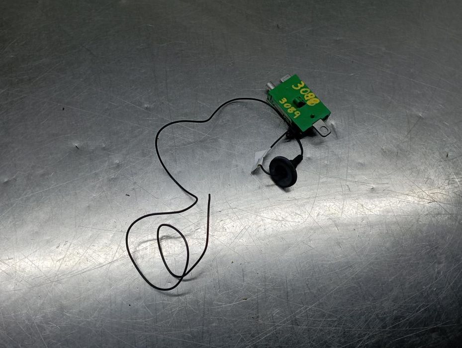 Amplificador de antena JAGUAR F-Type Coupé (X152)