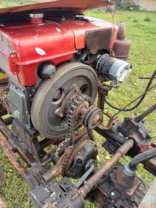 Саморобний трактор ZUBR 18к.с