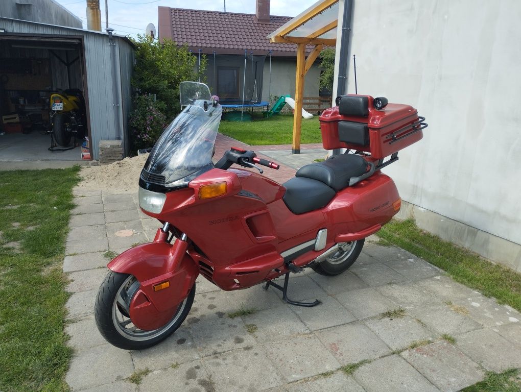 Honda PC 800, 1990r możliwa zamiana na 125 dla żony.