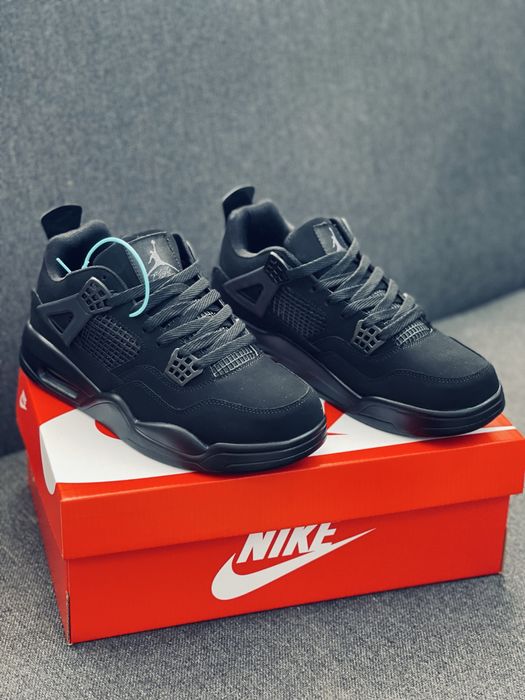 Кросівки Nike Air Jordan 4 Retro Black чорні