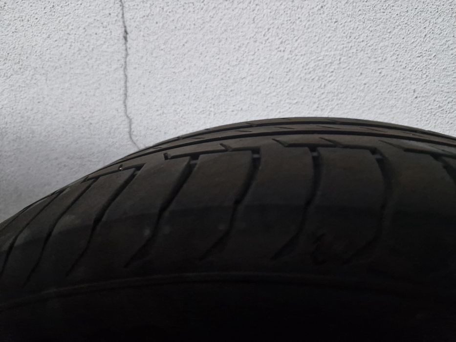 VENDO 4 Pneus 225/60 R 18_CONTINENTAL /SUV