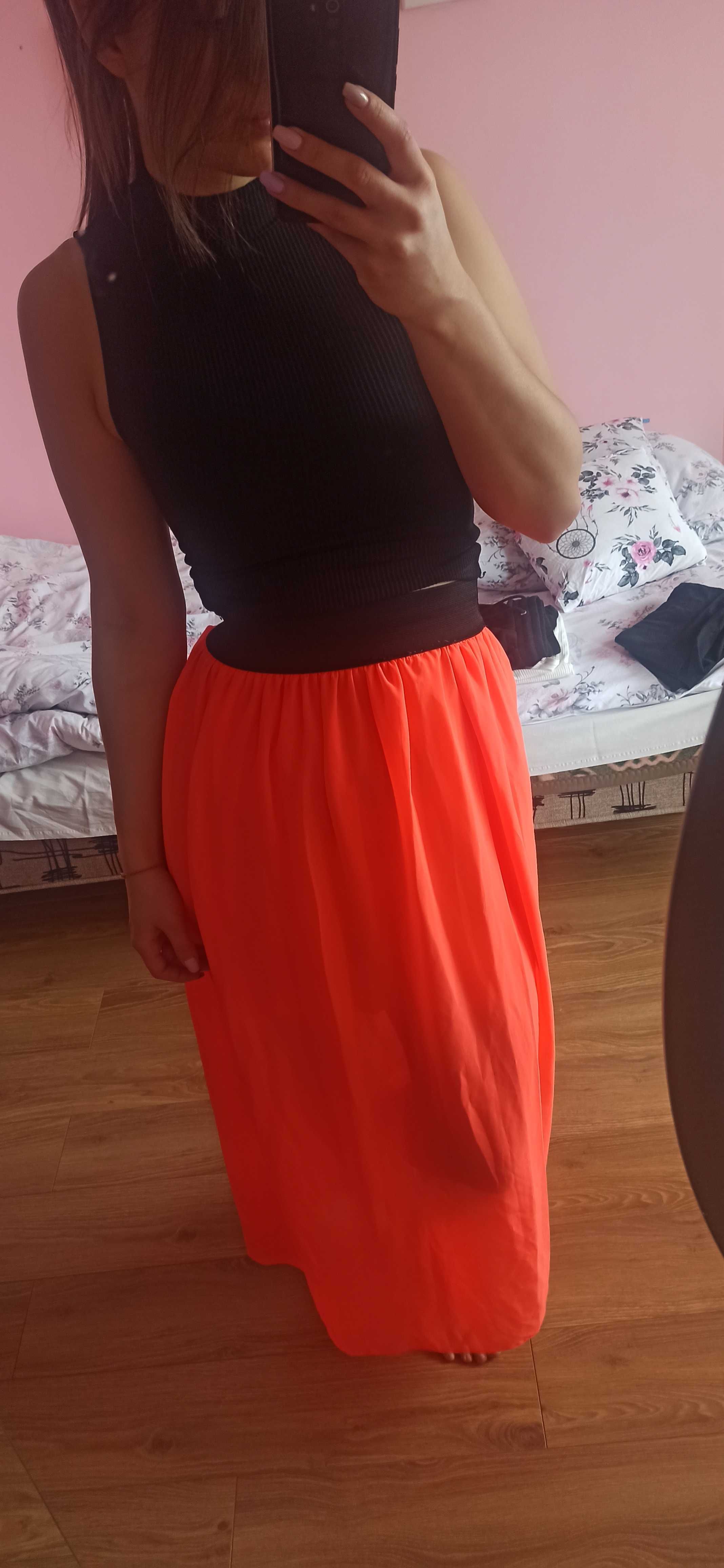 Długa pomarańczowa spódnica