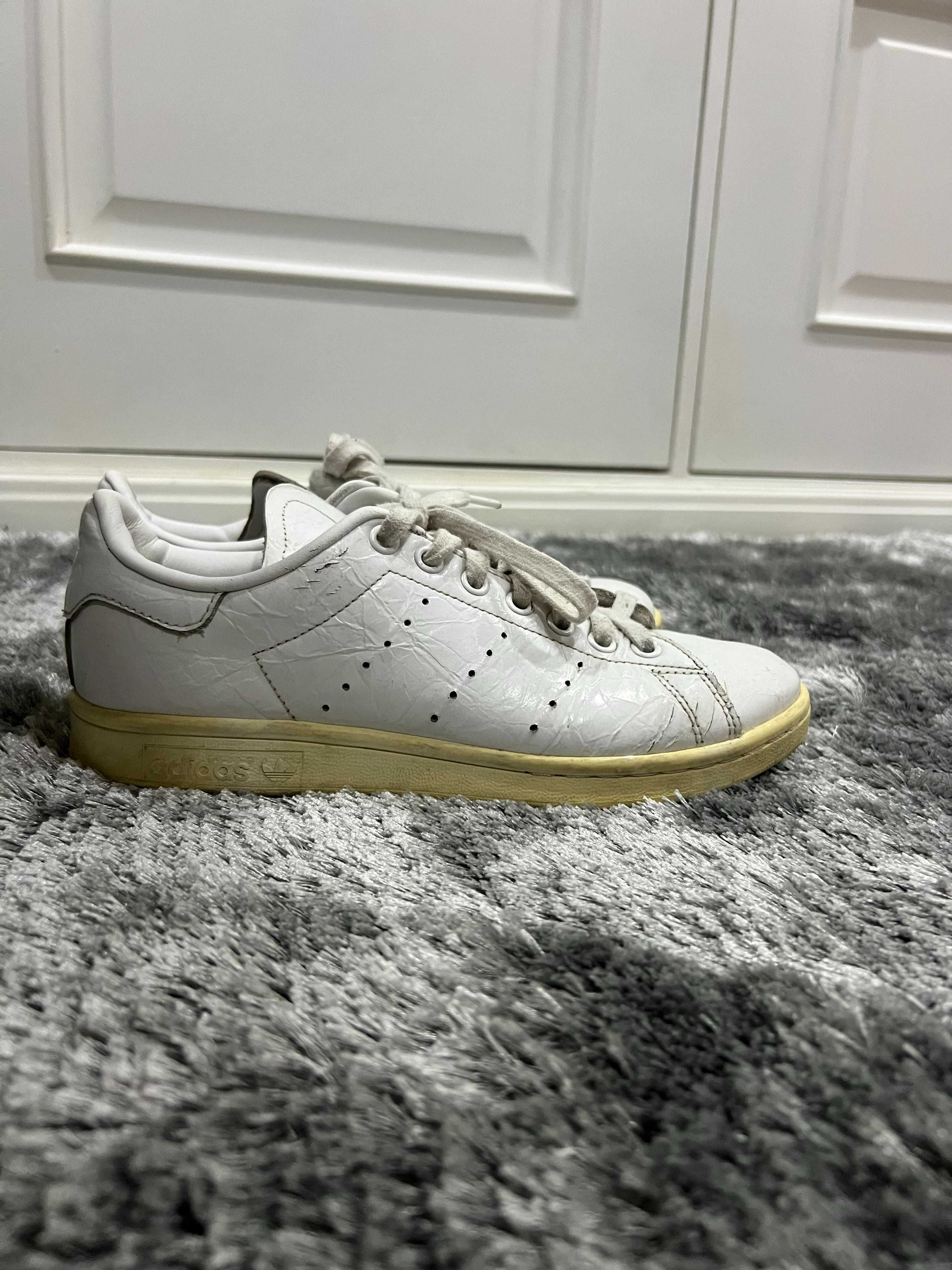 Sapatilhas Adidas Stan Smith tamanho 38