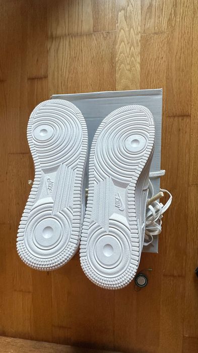 Vendo Ténis Nike Air Force 1 – Novos, Tamanho 41
