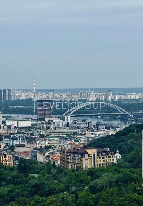 Центр! Продаж 3-к. панорамної квартири з терассою в преміум ЖК A52.