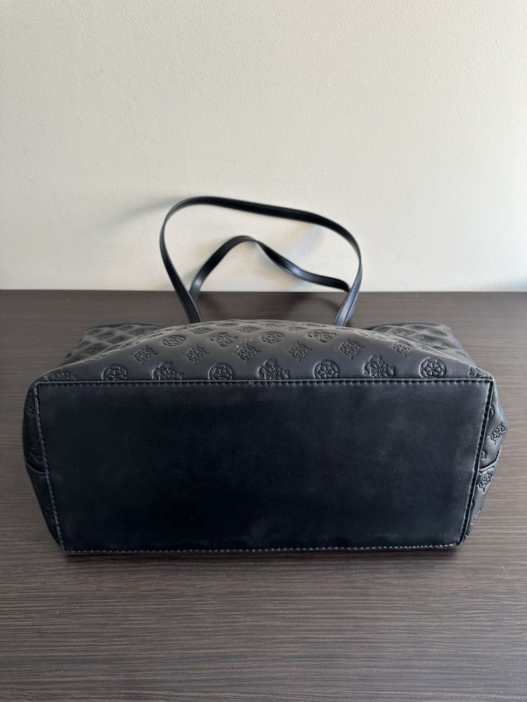 Torebka damska Guess Vikky Tote
