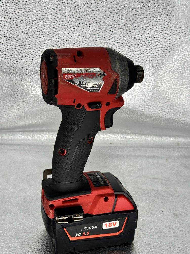 Винтоверт аккумуляторный Milwaukee M18 FID2 гайковерт импакт імпакт