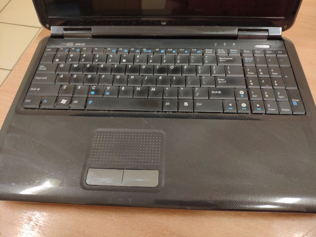 Asus K50IJ laptop