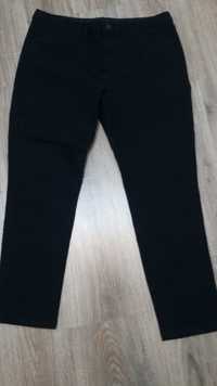 Демисезонні чоловічі брюки, пошив по типу джинсів, колір: чорний.