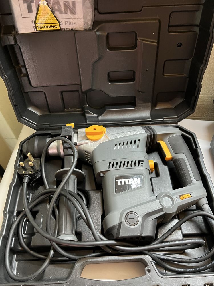 ПЕРФЕРАТОР (Відбійний молоток) TITAN TTB278SDS