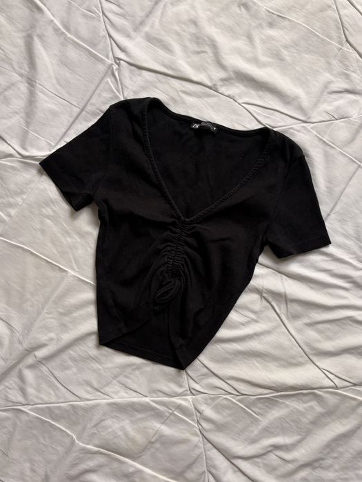 Czarny top bluzka z krótkim rękawem marszczenia Zara