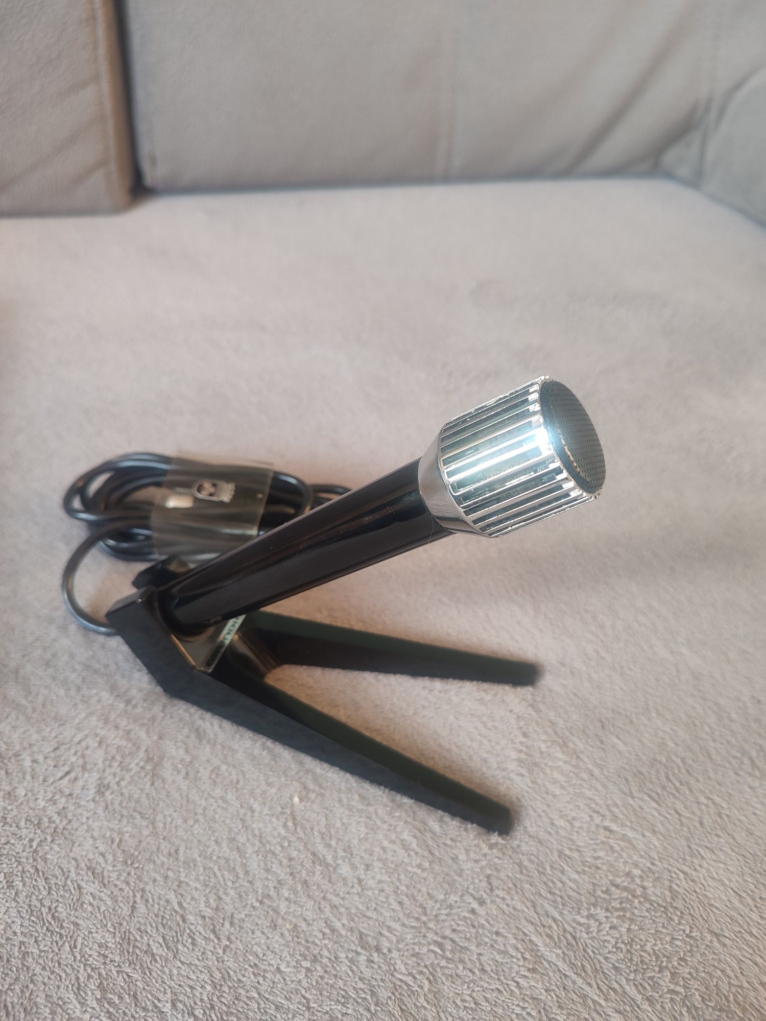 Mikrofon GRUNDIG GDM 318