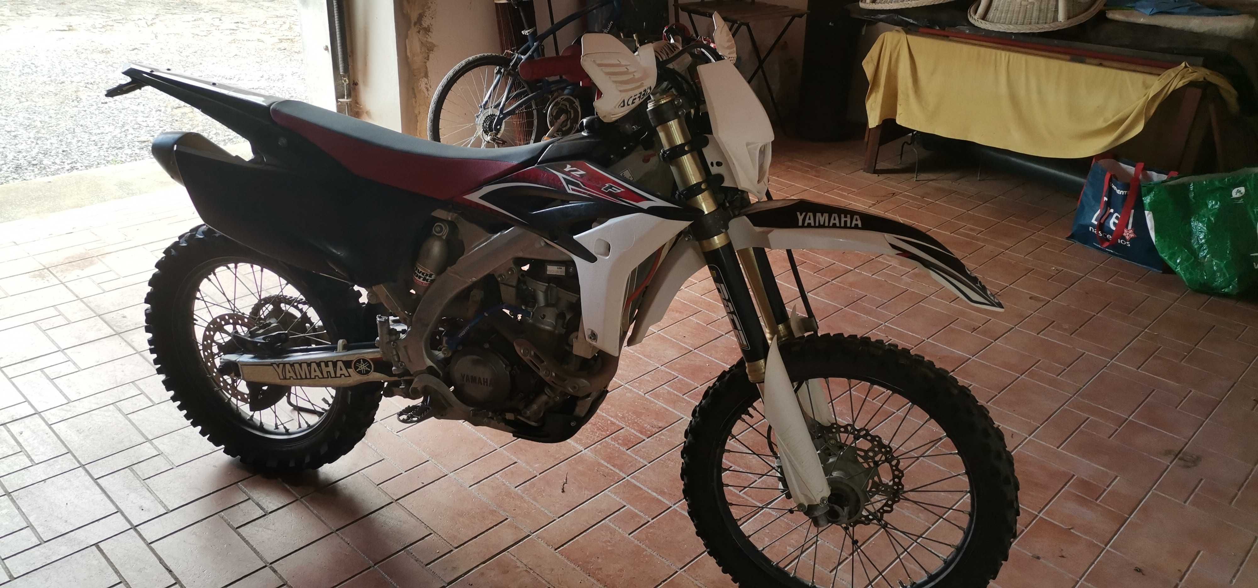 Yamaha yz250f matriculada