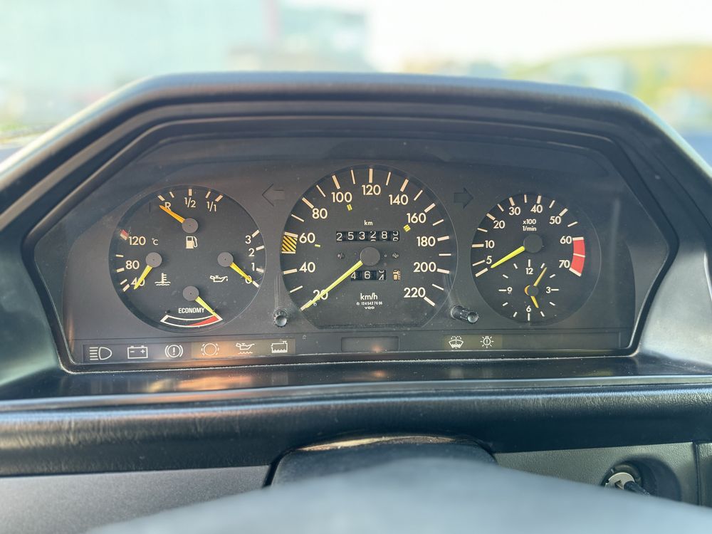 Mercedes w124 2.3E