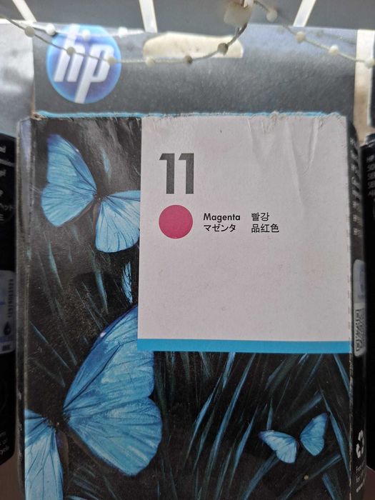 Vendo tinteiros originais HP 82 e cabeças de impressão originais HP 11