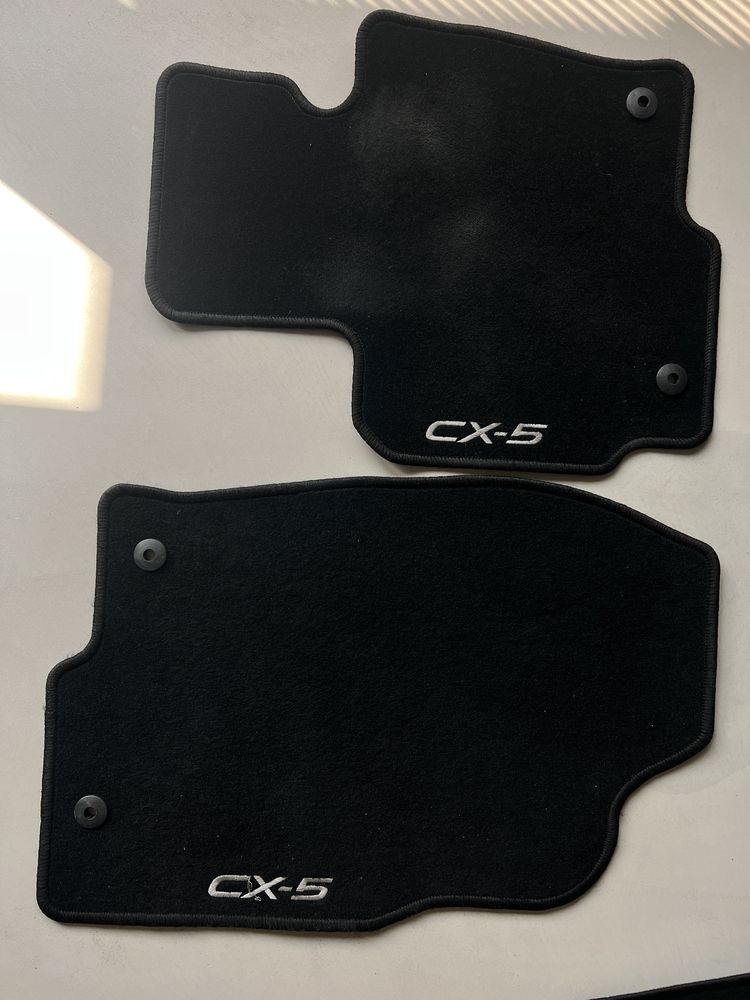 Dywaniki welurowe Mazda CX-5 2015