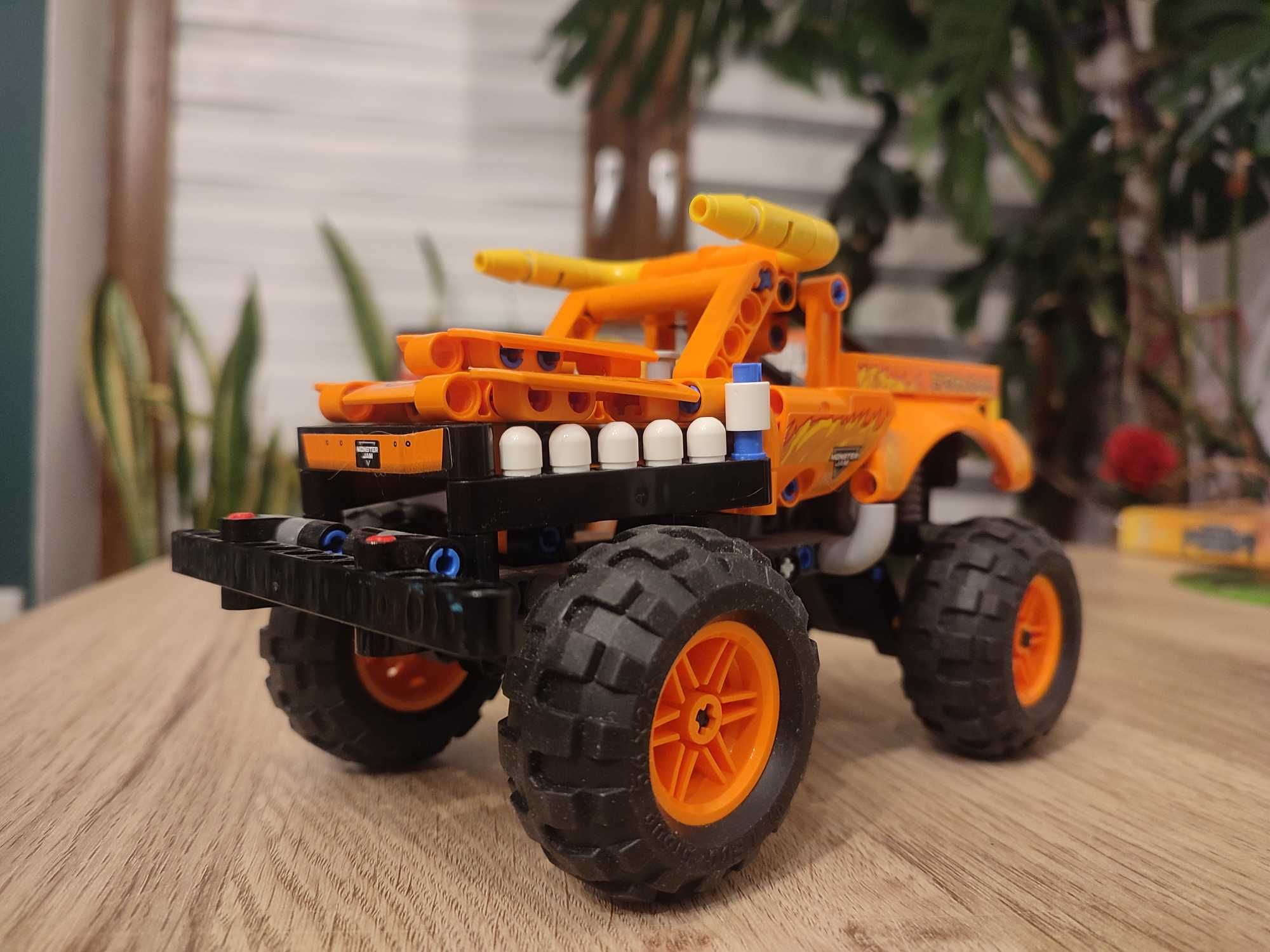 LEGO Technic Monster Jam 42135 El Toro Loco