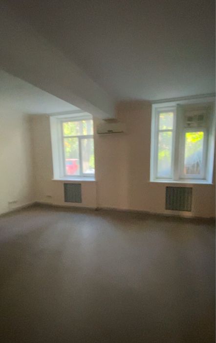 Продаж 107 кв.м.Центр.Чикаленка. Під офіс, магазин. Пряма пропозиція!