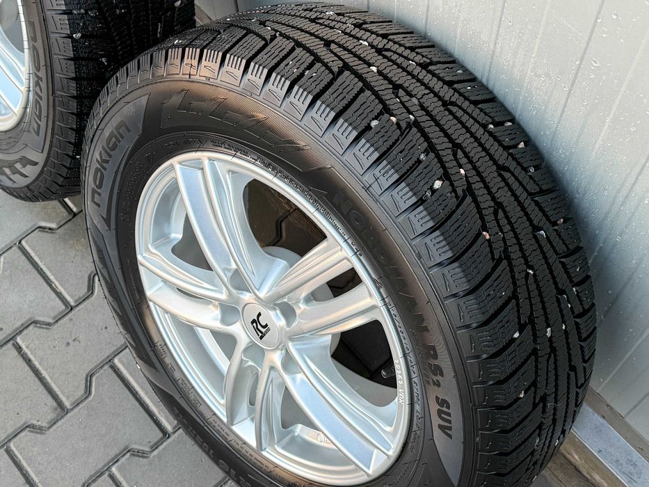 Koła Alufelgi 16 cali 5x114,3 z oponami zimowymi 215/65R16 toyota kia