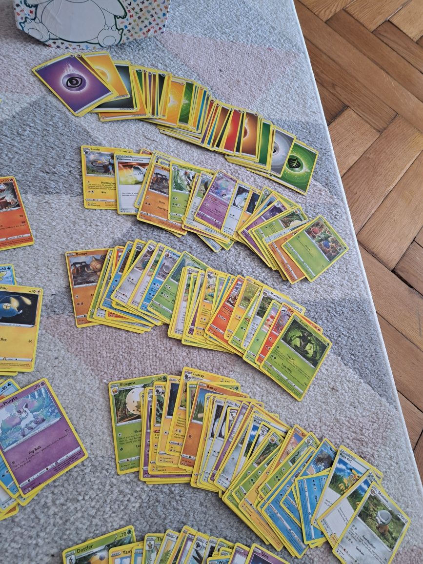 600 sztuk karty pokemon tęczowe energy energii i inne