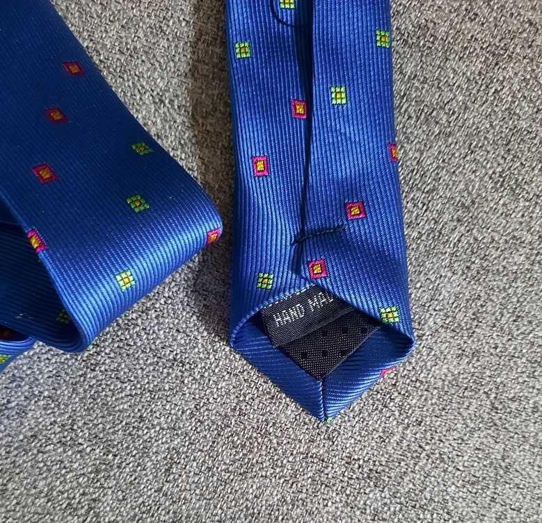 Krawat męski / młodzieżowy