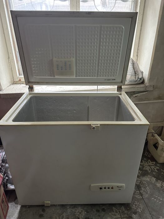 Морозильний лар скриня морозилка бонета