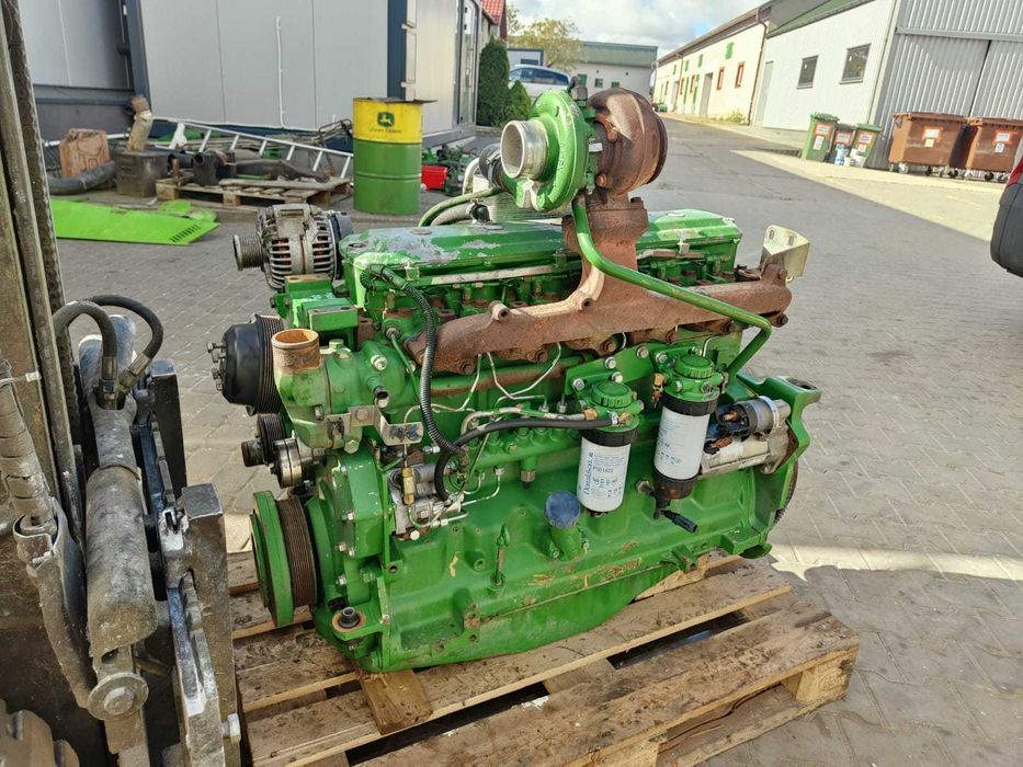 Silnik John Deere 6,8l 6920,6820