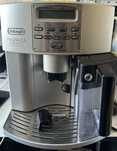Кофе машина Delonghi