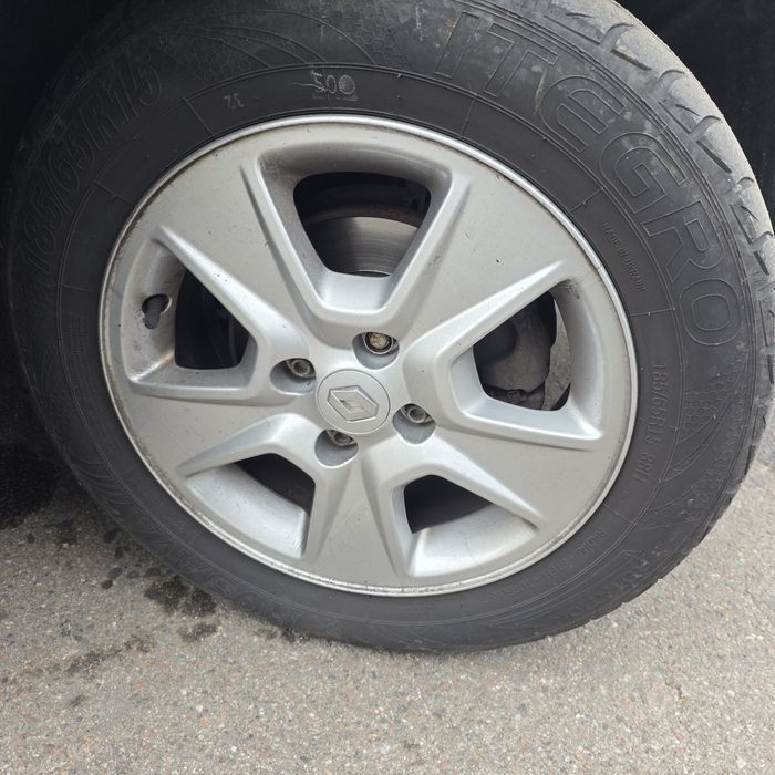 Шини 185/65 R15 Barum Brillantis 2 і Rosava Integro