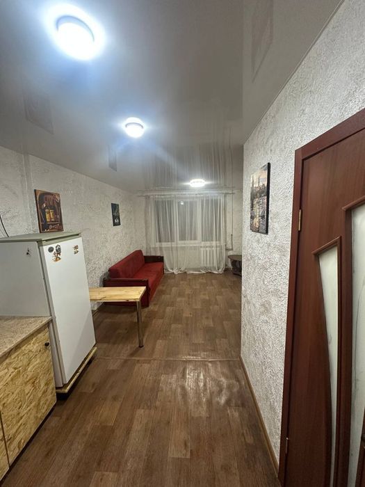 Здам кімнату в гуртожитку ( р-н 12  квартал) 5500 + комуналка