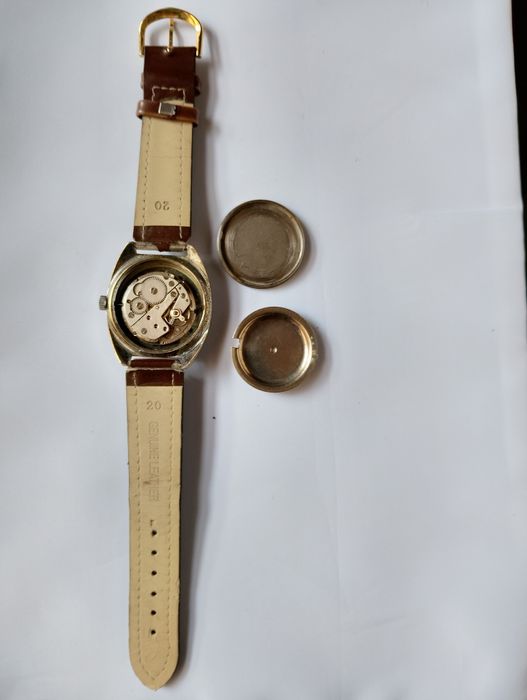 Relógio homem, de corda, Zimal