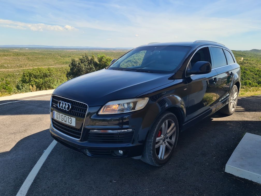 Audi Q7 S-Line 3.0 240cv 7 Lugares