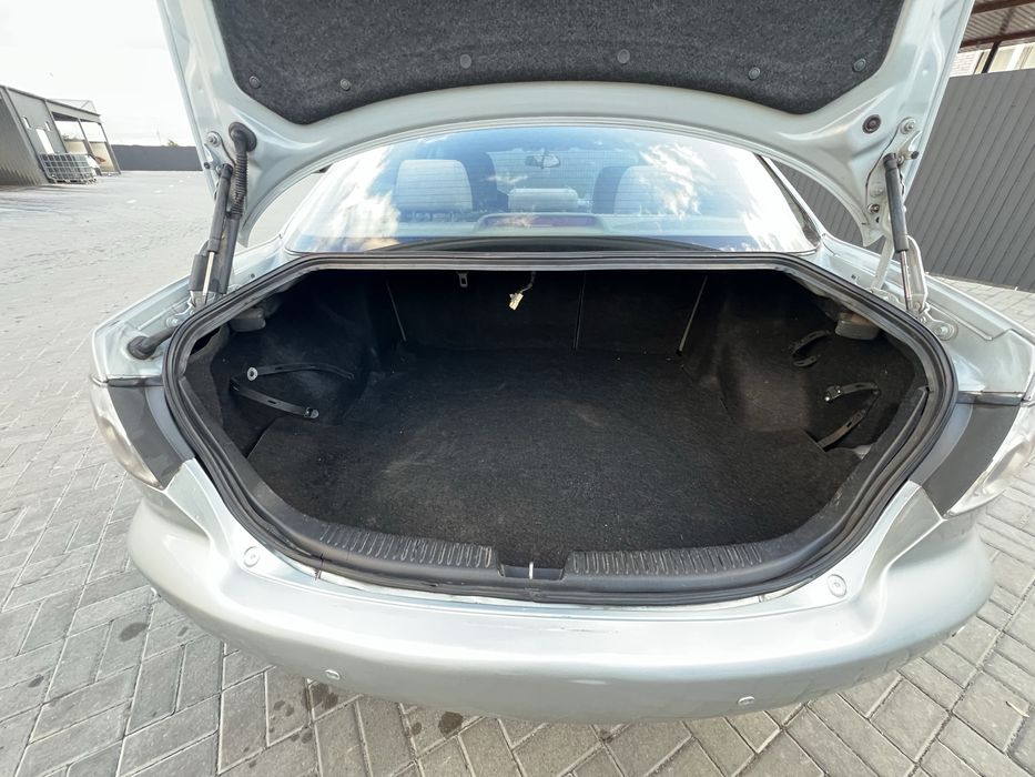 Mazda 6 gg 2003 2.0 бензин автомат