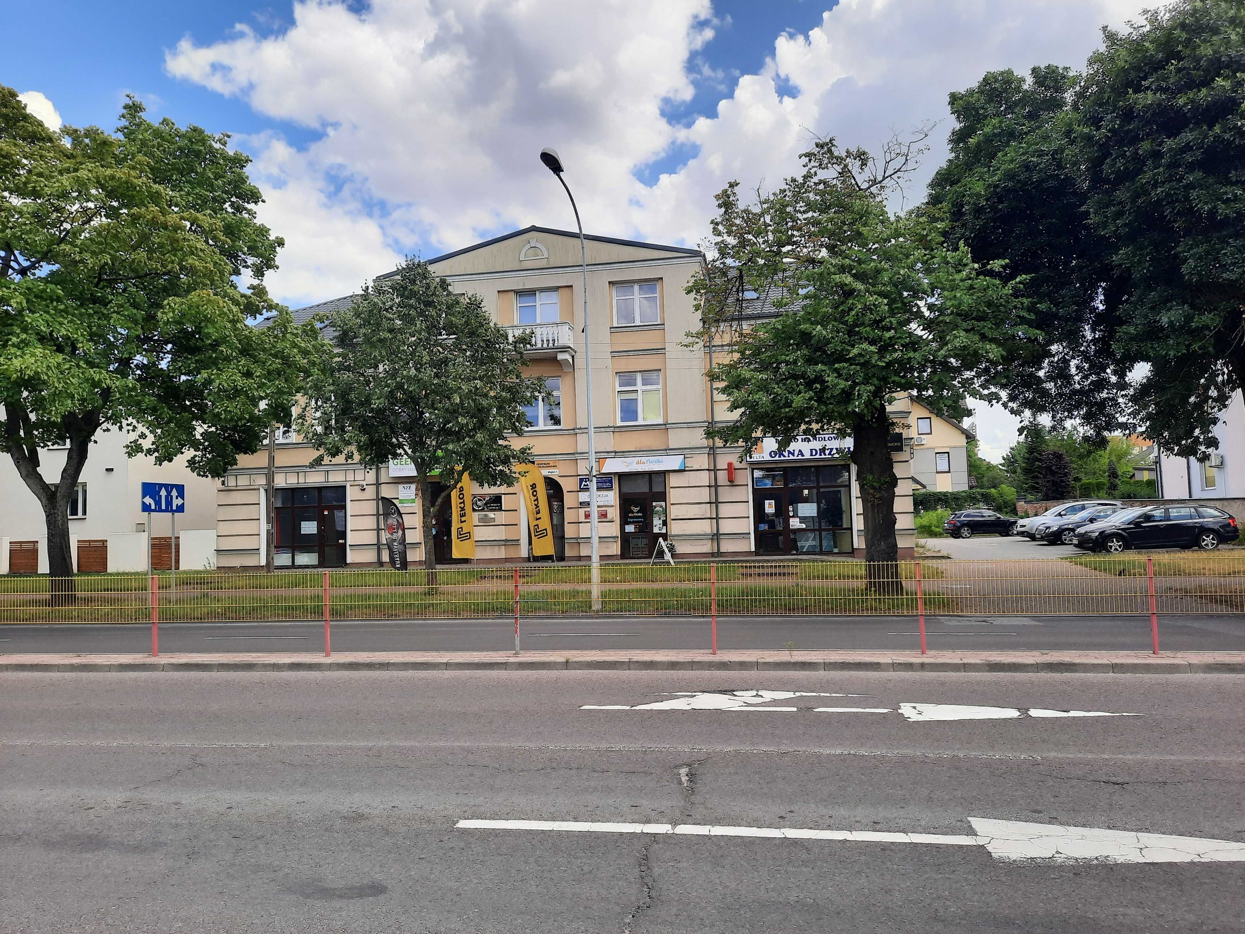 Lokal 100 mkw. Łomża, Al. Legionów 27, parter, parking