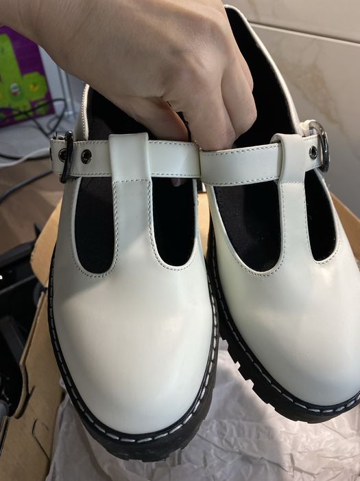 Лофери з пряжкою