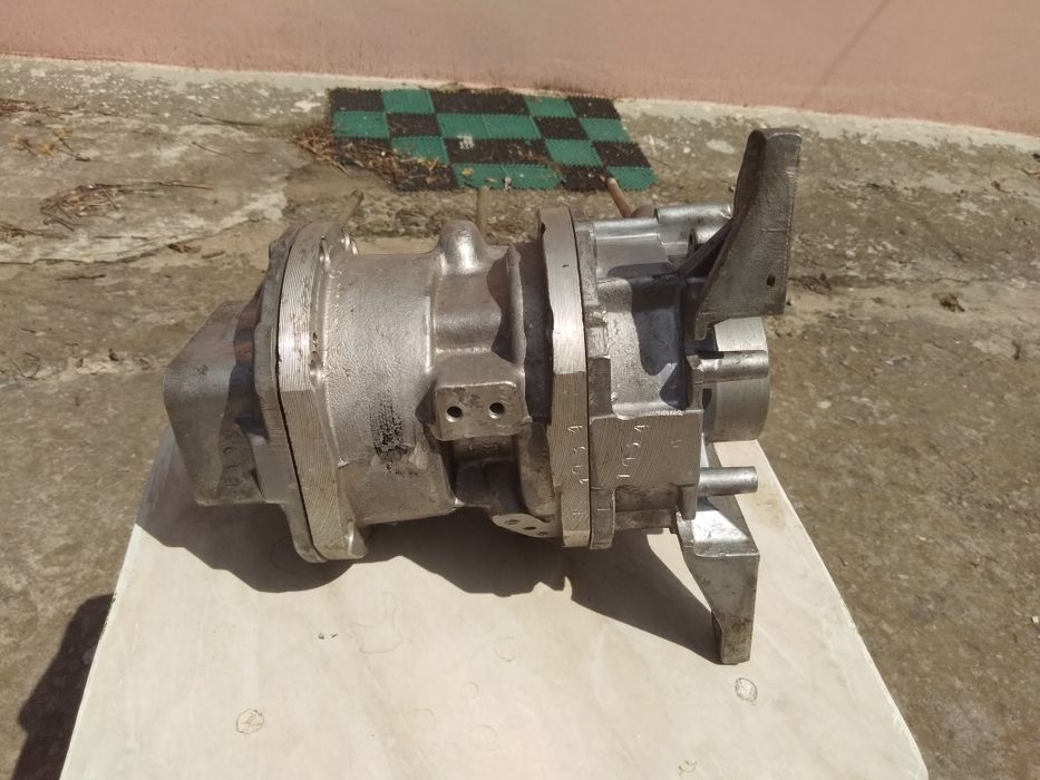 Картер двигателя лодочного мотора Вихрь 25