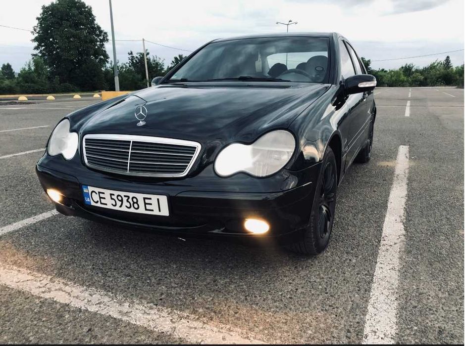 Продам Мерседес С180w203