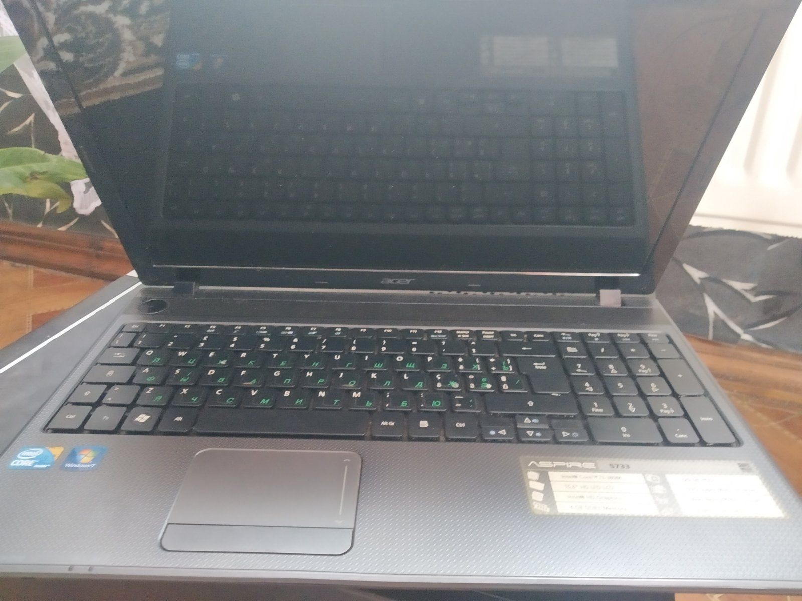 Ноутбук Acer Aspire 5733