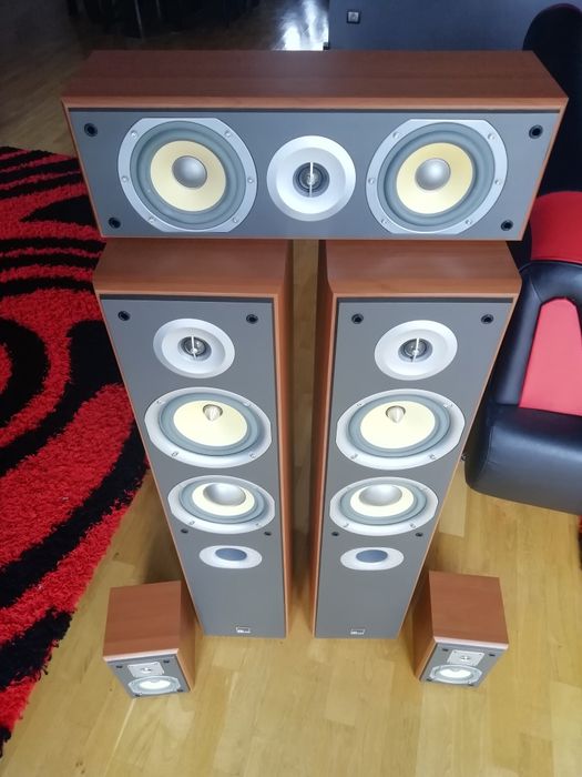 Kolumny M-audio Hts 700