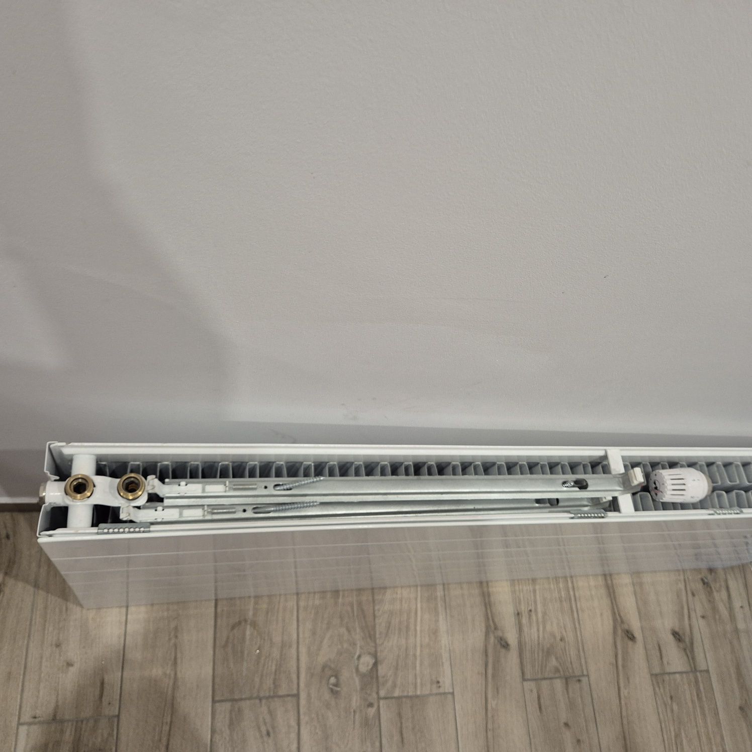 Kaloryfer biały 140x60