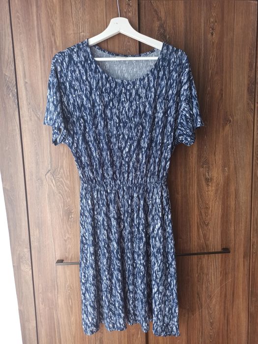 Sukienka Ichi granatowa S krótki rękaw odcinana dzianinowa