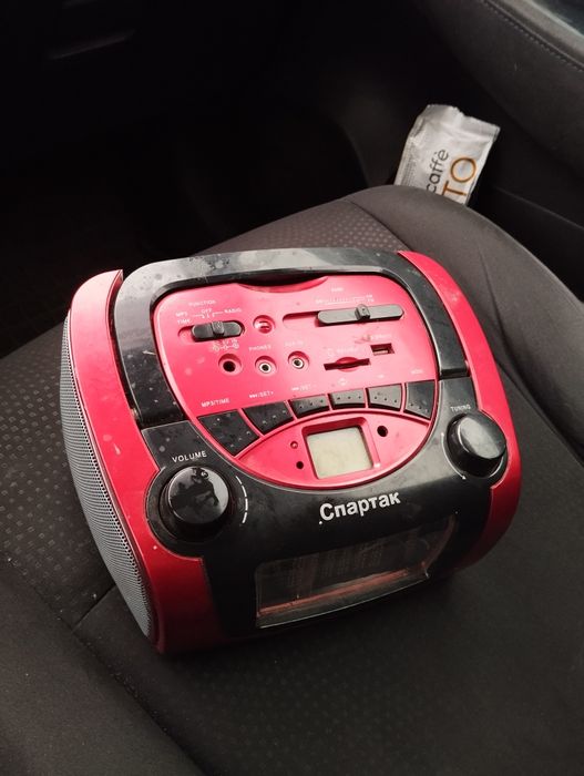 Продам  радиоприемник