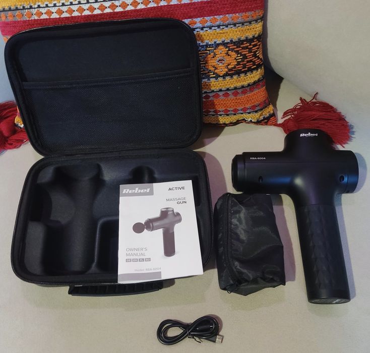 Pistolet do masażu REBEL ACTIVE RBA-6004 – masażer wibracyjny z etui