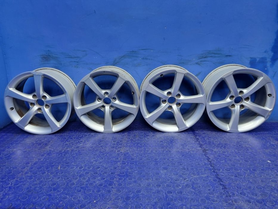 KOMPLET FELG aluminiowych AUDI A3 8V 17" 7.5J ET 43 5x112 Oryginał