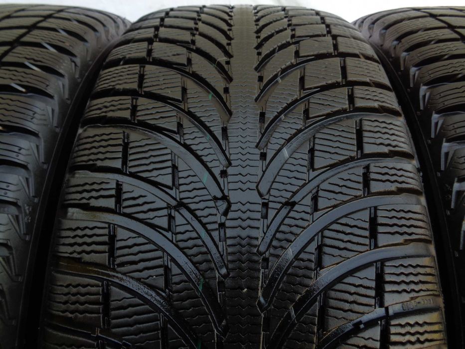Opony zimowe MICHELIN LATITUDE ALPIN LA2 AO 255/45 R20 101V (4x7mm)